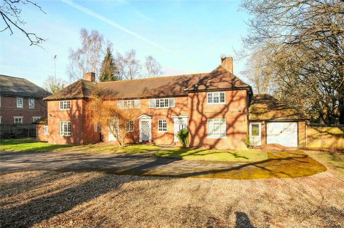 3 Bedroom Semi-Detached House To Rent In London Road, Sunningdale, Ascot, Berkshire, SL5