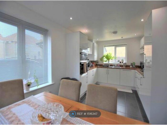 3 Bedroom Detached House To Rent In Hazel Gardens, Harwell, Didcot, OX11