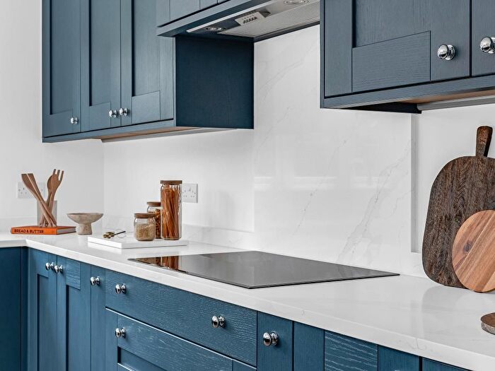 3 Bedroom Detached House For Sale In Lansdown Gardens, Church Road, Corringham, Essex, SS17