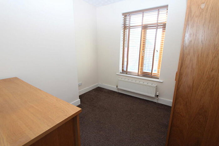 3 Bedroom Terraced House For Sale In High Oak, Pensnett, Brierley Hill., DY5