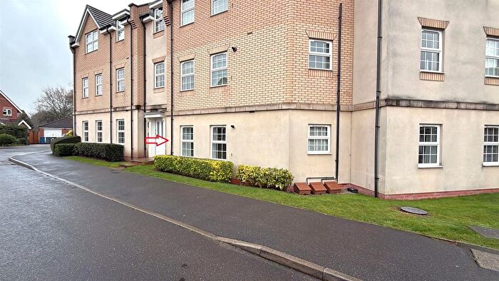 2 Bedroom Flat For Sale In Swale Grove, Bingham, NG13