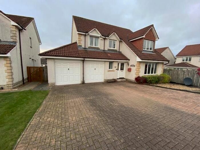 4 Bedroom Detached House To Rent In Dovecot Way, Dunfermline KY11