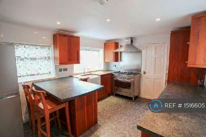 6 Bedroom Detached House To Rent In Stanley Street, Fairfield, Liverpool, L7