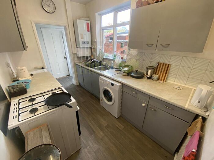 4 Bedroom Terraced House To Rent In Hartopp Road, Clarendon Park, LE2