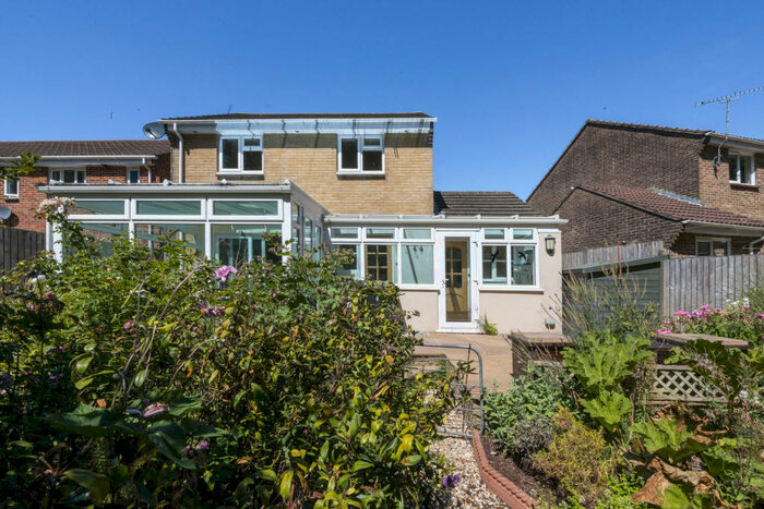 3 Bedroom Detached House To Rent In Dorchester, DT1