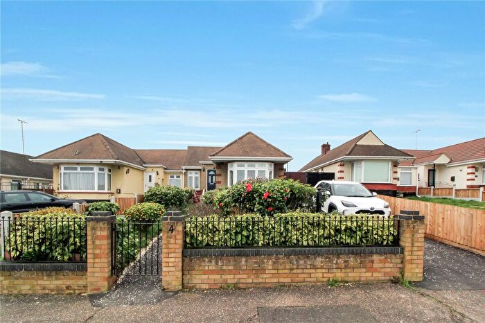 2 Bedroom Bungalow For Sale In Thorndon Park Close, Leigh-On-Sea, Essex, SS9