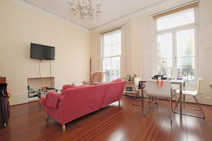 1 Bedroom Flat To Rent In Chepstow Road, London, W2