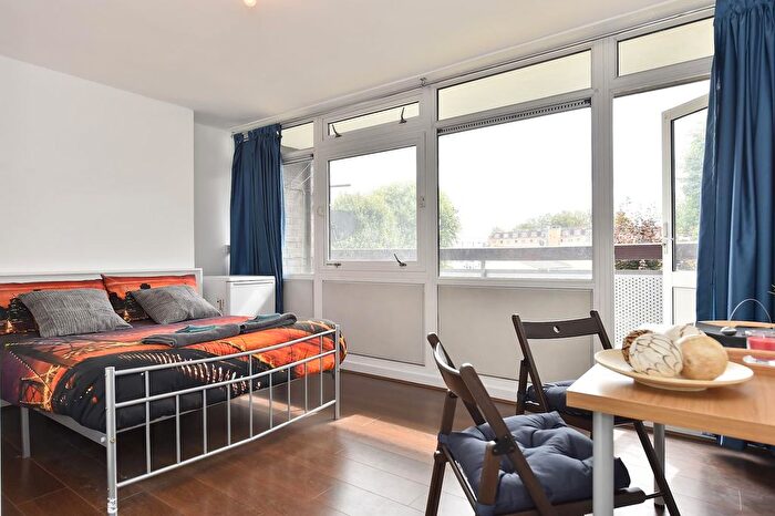 4 Bedroom Property To Rent In Bigland Street, London, E1