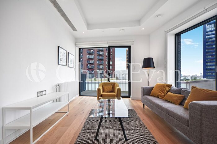 1 Bedroom Flat To Rent In City Island Way, Canning Town, London, E14