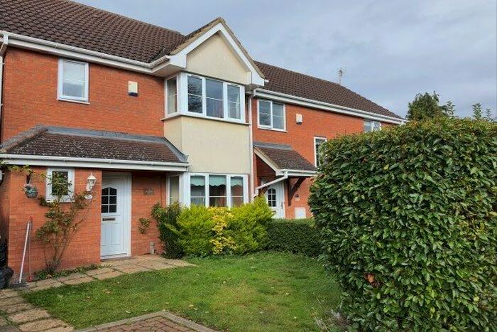 3 Bedroom Property To Rent In Wickstead Avenue, Luton LU4