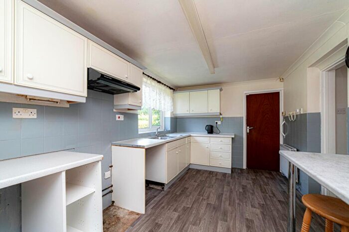 3 Bedroom Detached House For Sale In Woolage Green, Canterbury, CT4