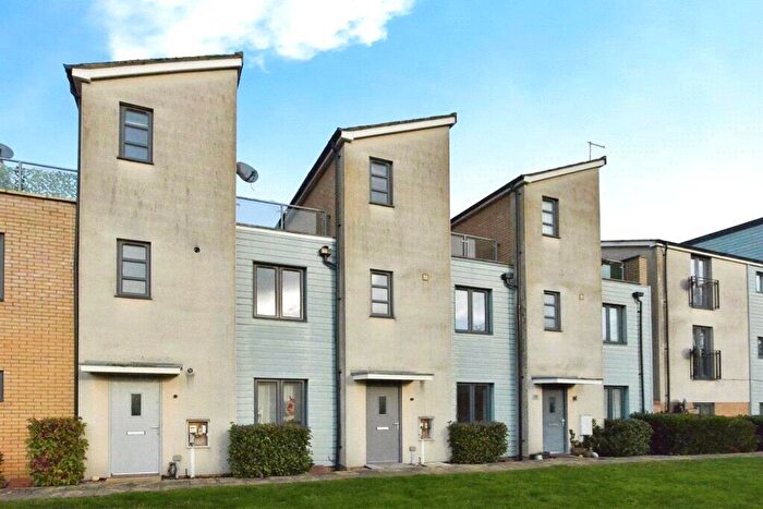 3 Bedroom Terraced House For Sale In Selkirk Drive, Oakridge Park, Milton Keynes, Buckinghamshire, MK14