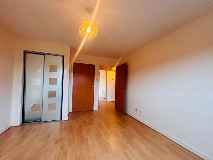 2 Bedroom Flat To Rent In Avenuepark Street, Maryhill, Glasgow, G20
