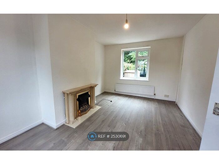 2 Bedroom Semi-Detached House To Rent In Dorchester Road, Swinton, Manchester, M27