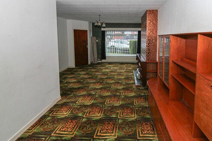 3 Bedroom Terraced House For Sale In Mountain Ash, Rochdale, OL12