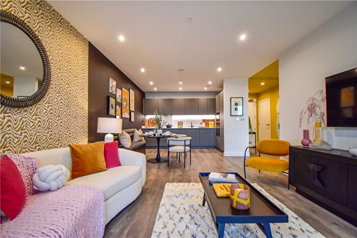 1 Bedroom Flat For Sale In Knights Park, Eddington, Cambridge, CB3