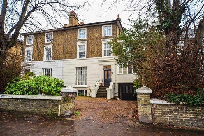1 Bedroom Apartment For Sale In Shooters Hill Road, London, SE3