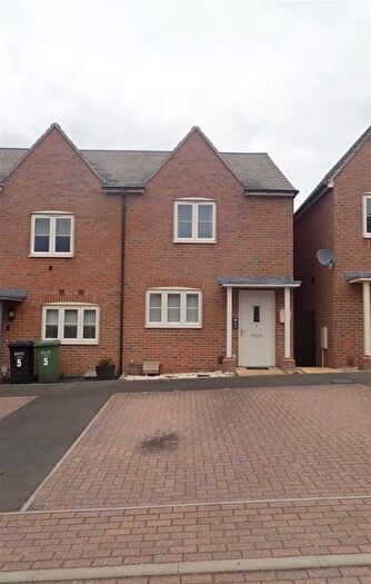 2 Bedroom End Of Terrace House For Sale In Montgomery Mews, Whittington, WR5