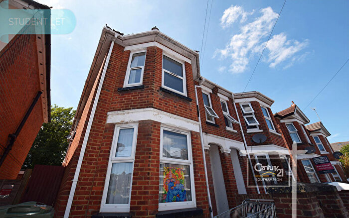4 Bedroom Semi-Detached House To Rent In |Ref: |, Burlington Road, Southampton, SO15