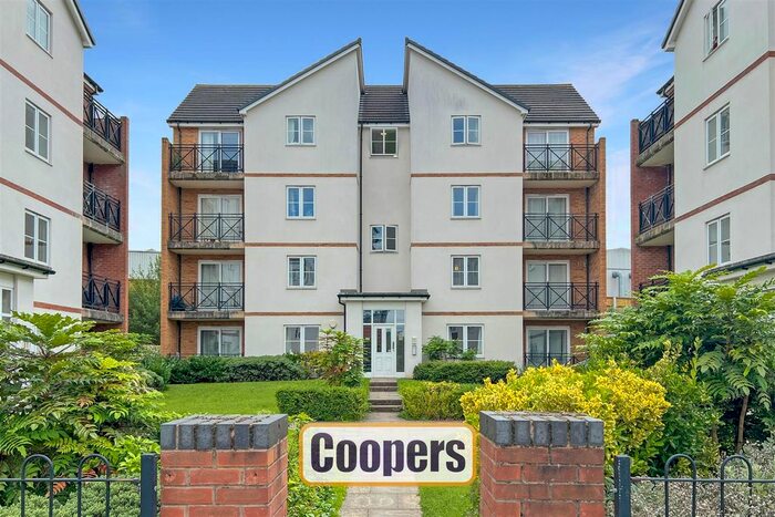 2 Bedroom Flat To Rent In Poppleton Close, Coventry, CV1