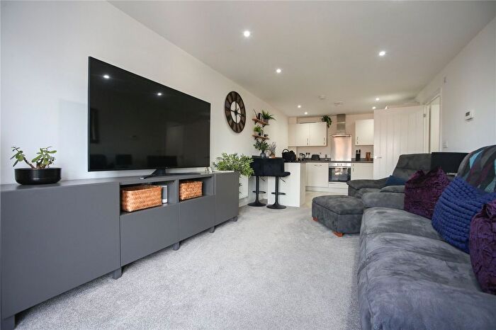 2 Bedroom Flat To Rent In Ridge Close, Cheltenham, Gloucestershire, GL52