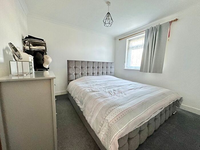 2 Bedroom Detached Bungalow For Sale In Hurstwood Close, Bexhill-On-Sea, TN40