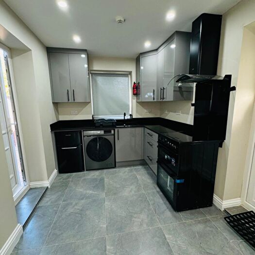 Studio To Rent In Wescott Way, Uxbridge, UB8