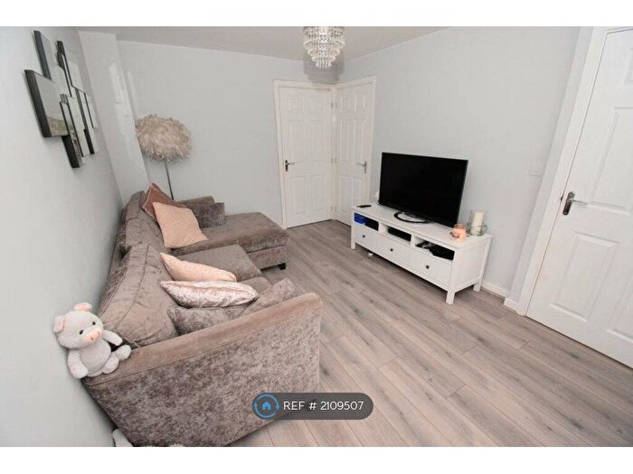 2 Bedroom End Of Terrace House To Rent In Paragon Way, Coventry, CV6