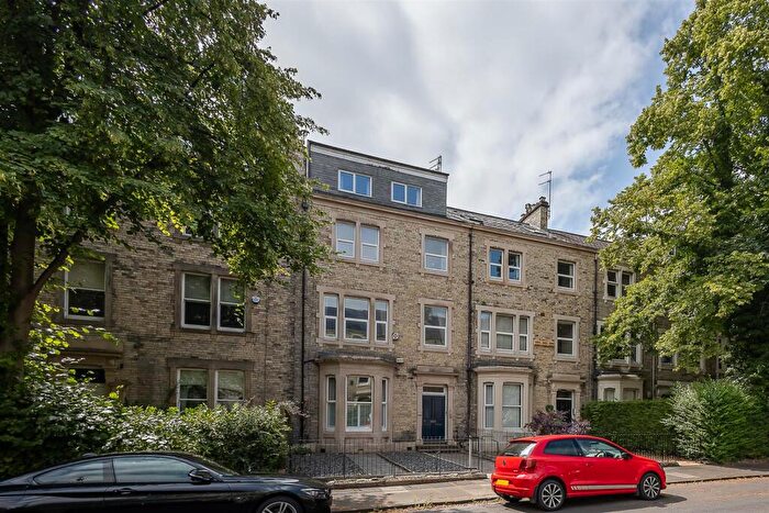 2 Bedroom Flat For Sale In Granville Road, Jesmond, Newcastle Upon Tyne, NE2