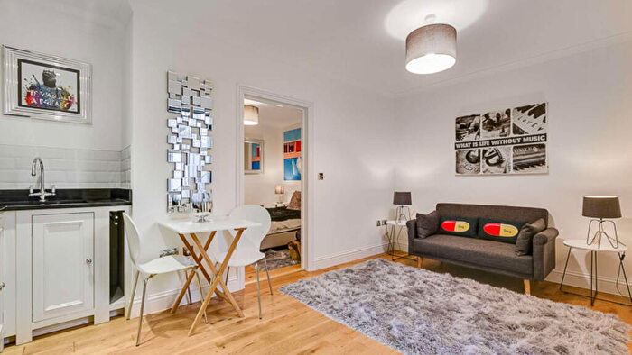 1 Bedroom Flat To Rent In Cathcart Road, London, SW10