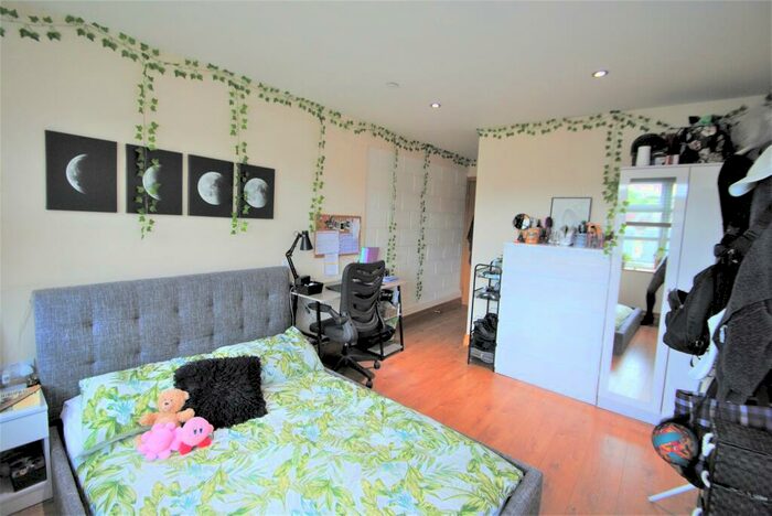 2 Bedroom Flat To Rent In Vitrum, Lansdowne Lane, Bournemouth, BH1