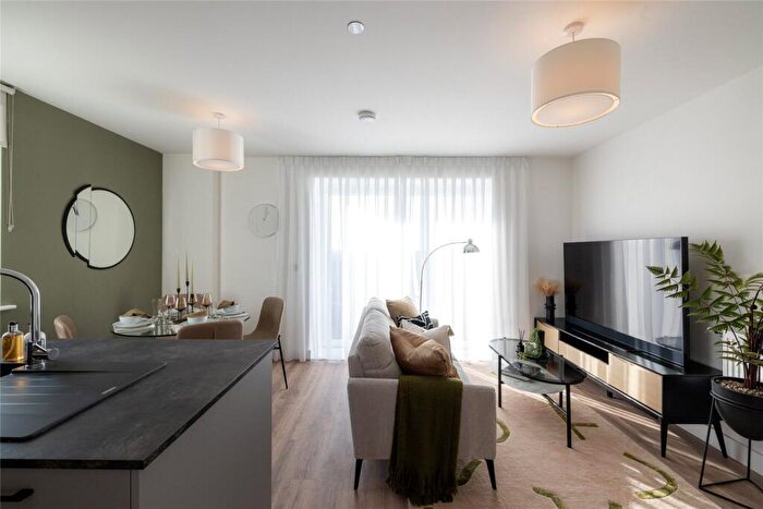 1 Bedroom Flat For Sale In The Hyde, London, NW9