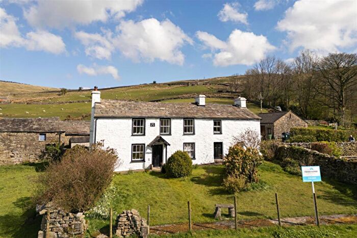 4 Bedroom Character Property For Sale In Hill Farm, Cowgill, Sedbergh, LA10