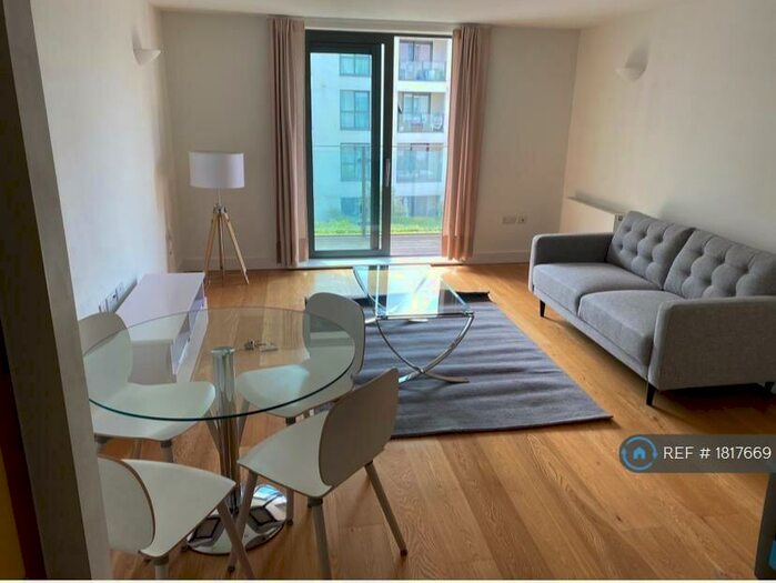 1 Bedroom Flat To Rent In St. Williams Court, London, N1