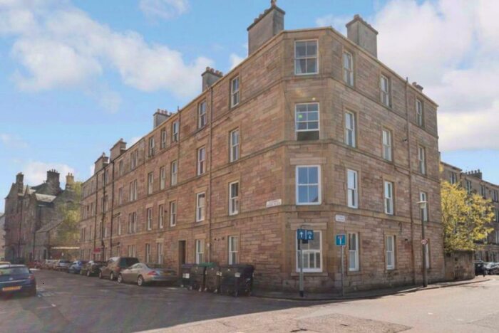 1 Bedroom Flat To Rent In Sciennes House Place, Marchmont, EH9
