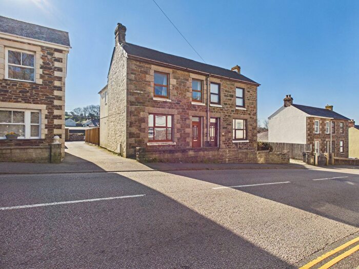 3 Bedroom Property For Sale In Falmouth Road, Redruth, TR15