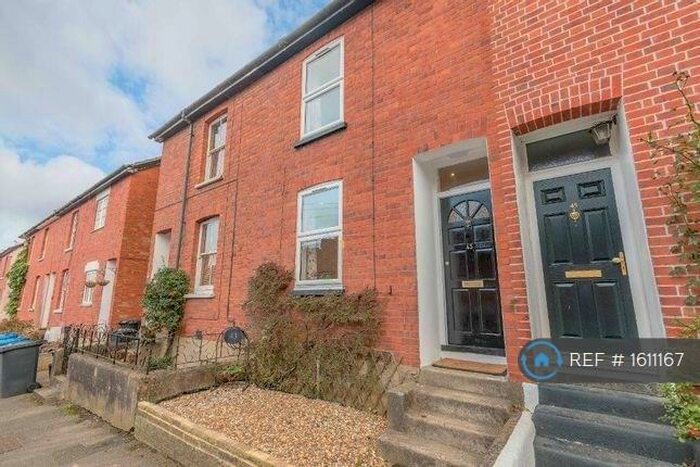 2 Bedroom Terraced House To Rent In College Glen, Maidenhead, SL6