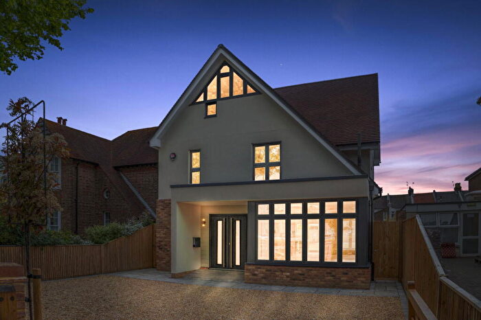 5 Bedroom Detached House For Sale In Homefield Road, Worthing, BN11