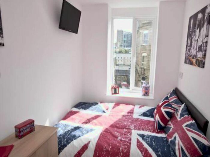 1 Bedroom Property To Rent In The Grand Mill, Sunbridge Road, Bradford, BD1