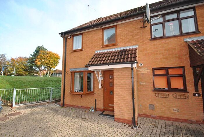 3 Bedroom End Of Terrace House For Sale In Swinford Hollow, Little Billing, Northampton, NN3