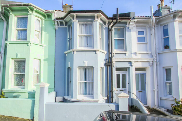 5 Bedroom Terraced House To Rent In Crescent Road, Brighton, BN2