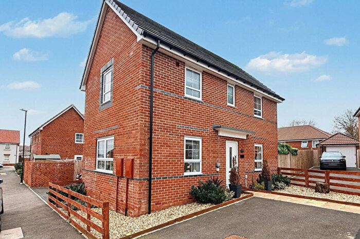 3 Bedroom Detached House For Sale In Osprey Place, Newent, GL18