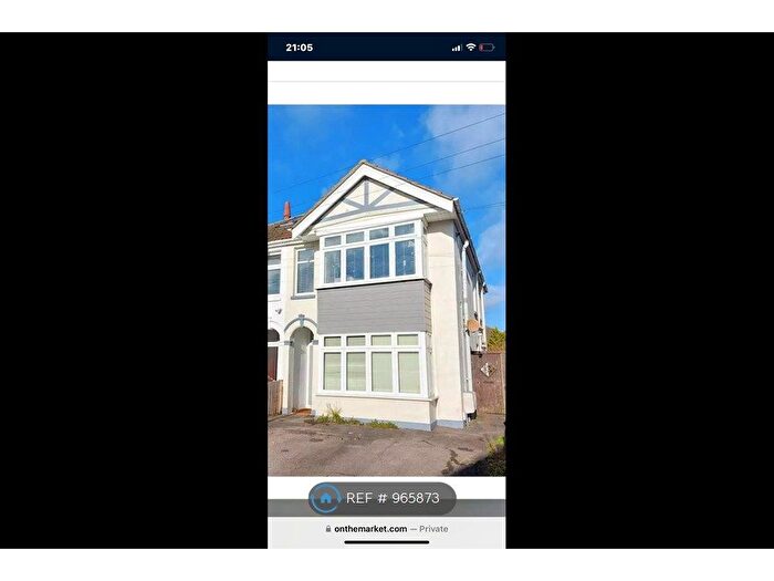 2 Bedroom Maisonette To Rent In Gorleston Road, Poole, BH12