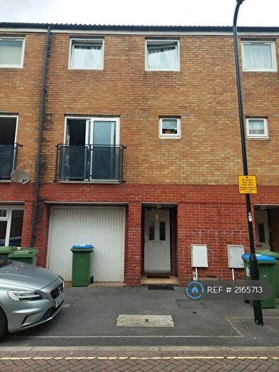 4 Bedroom Terraced House To Rent In Clench Street, Southampton, SO14