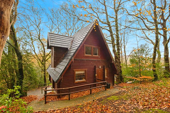 2 Bedroom Mobile/park Home For Sale In Finlake Holiday Park, Newton Abbot, TQ13