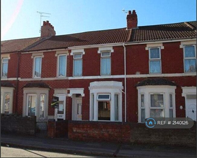 2 Bedroom Terraced House To Rent In Ferndale Road, Swindon, SN2