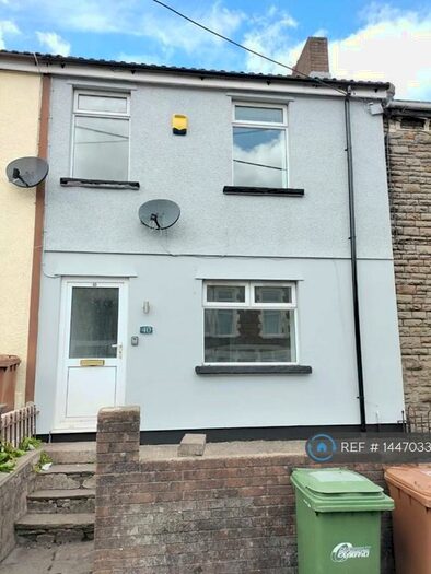 3 Bedroom Terraced House To Rent In Heolddu Road, Bargoed, CF81