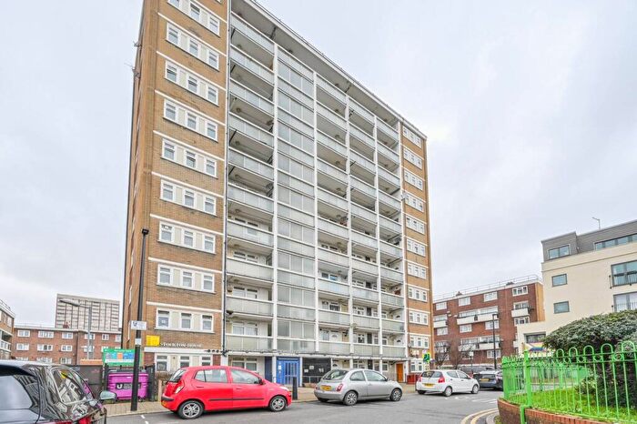 1 Bedroom Flat For Sale In Ellsworth Street, Bethnal Green, London, E2