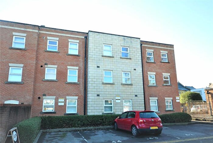 2 Bedroom Apartment To Rent In Godwin Court, Swindon, SN1