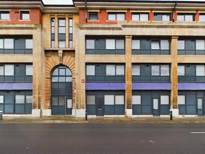 1 Bedroom Flat For Sale In Cornerstone House, London Road, Portsmouth, Hampshire, PO2